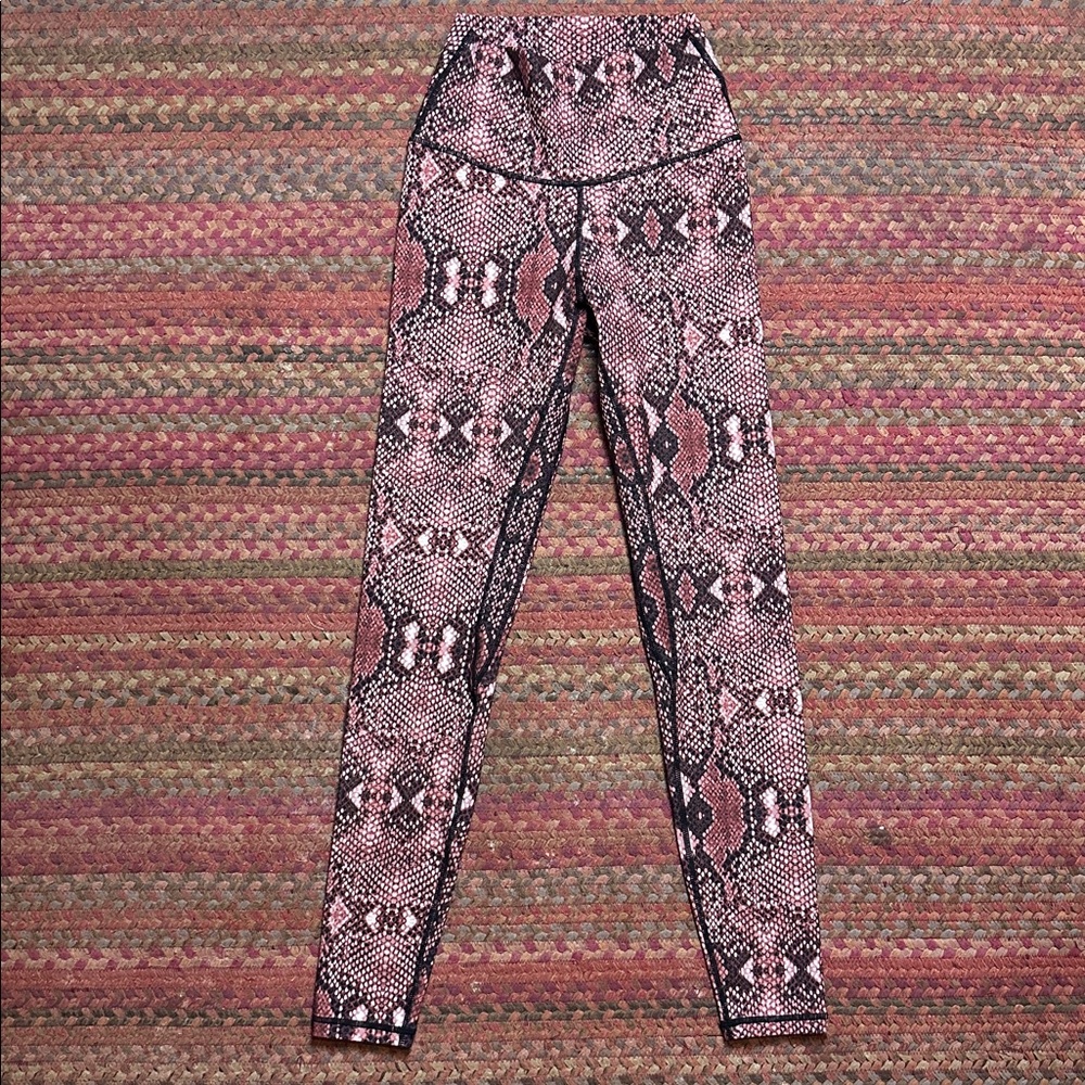 COLORFUL KOALA PINK SNAKE SKIN YOGA LEGGINGS